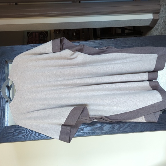 Mystree Ruana - Picture 4 of 6